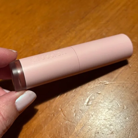 Glossier G Suit Soft Touch Lip Creme - Picture 6 of 16